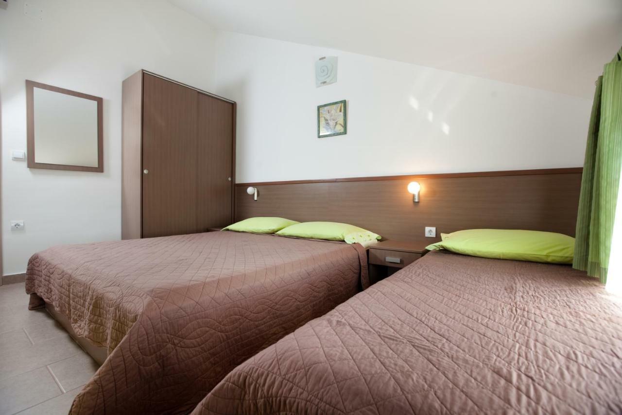 Apartments Smiljka II Tucepi Exterior photo